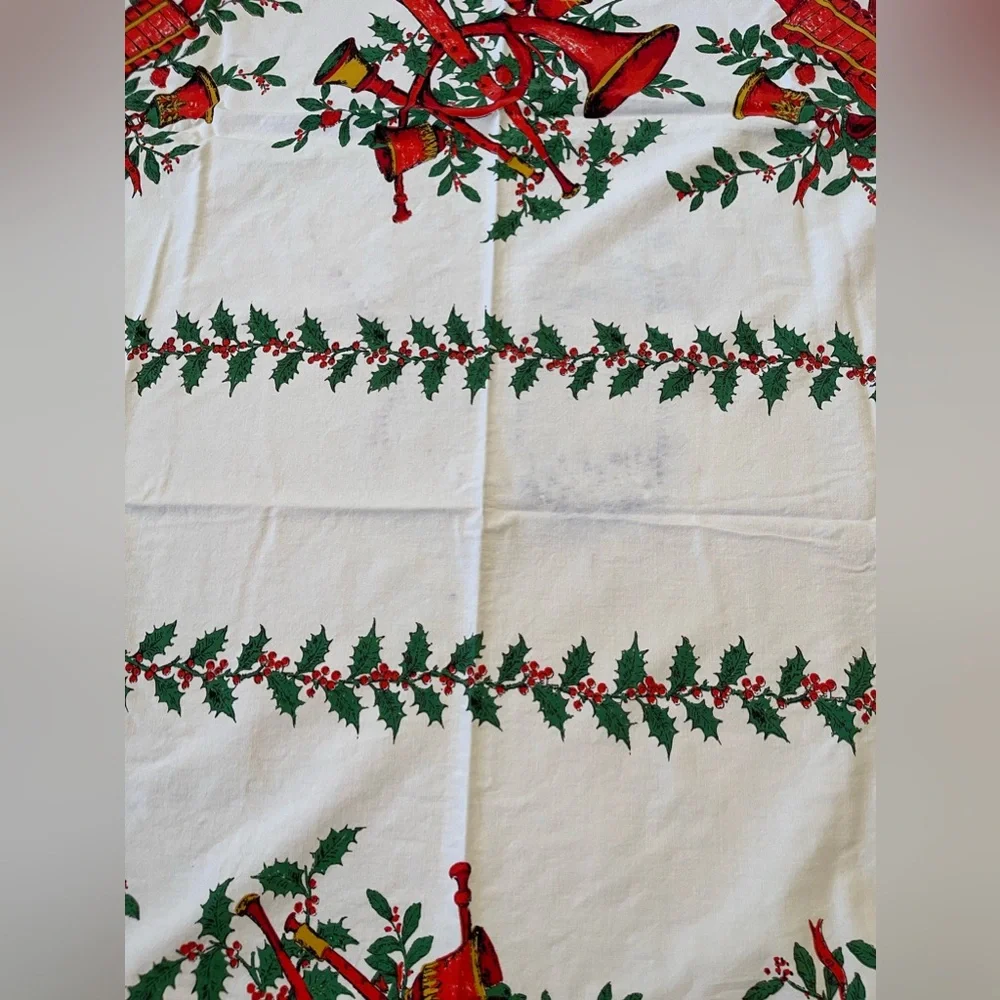 Fallani &‎ Cohn made in USA all cotton mid century heavy tablecloth-Christmas